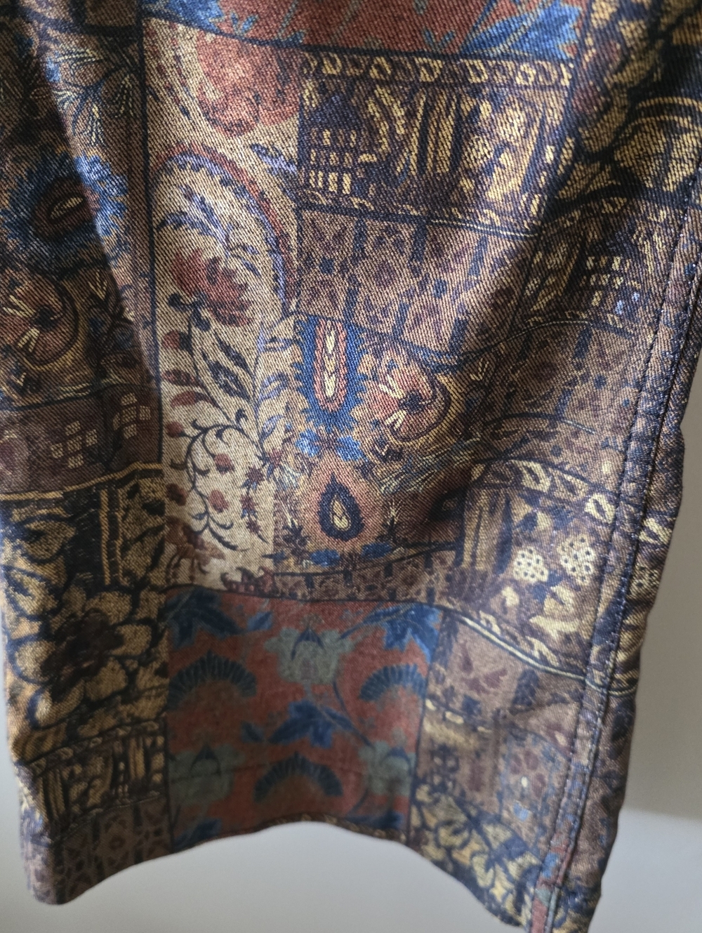 BDG 28 70s Hippie Boho Festival Paisley Tapestry Jacquard Patchwork Flare Jeans - Picture 9 of 16